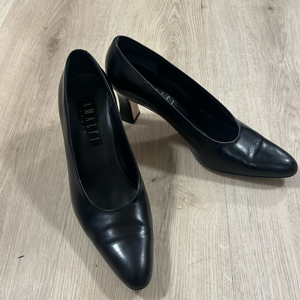 Amalfi 2.5” heel, size 7.5